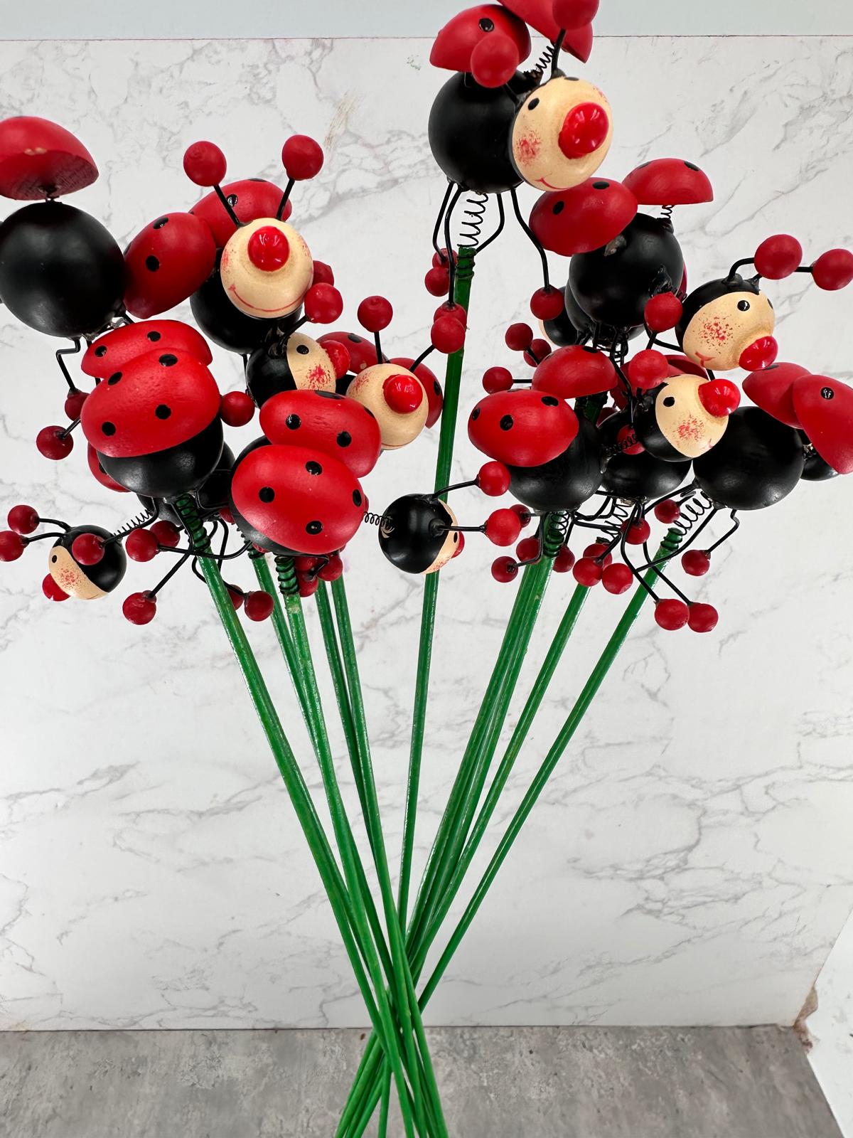 Pick Mariquita Madera Roja 50cm