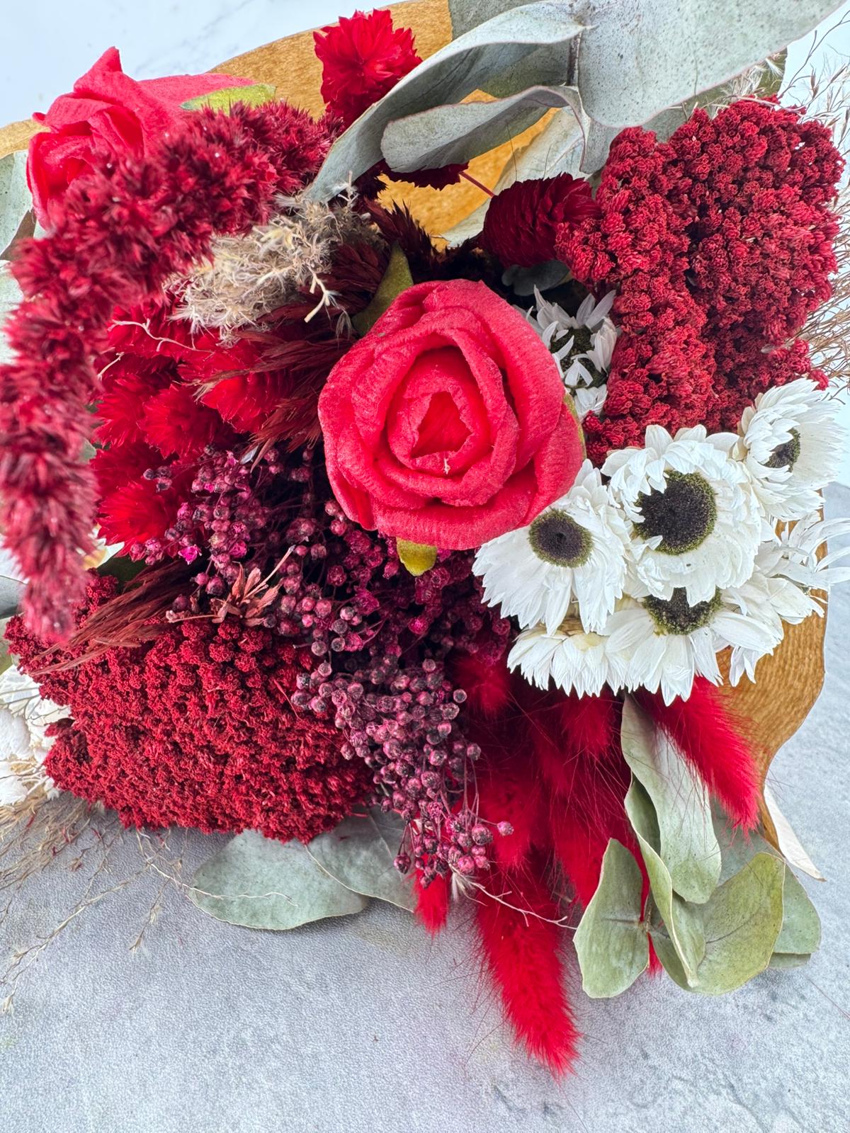 Bouquet Seco Redondo Rojo (Según Flor Disp.)